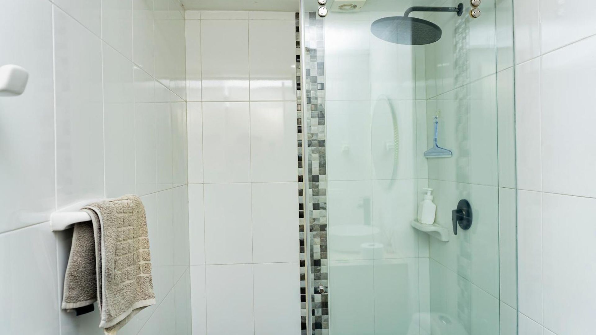 Apartamento Frente Al Mar, Vista Al Centro De Cartagena