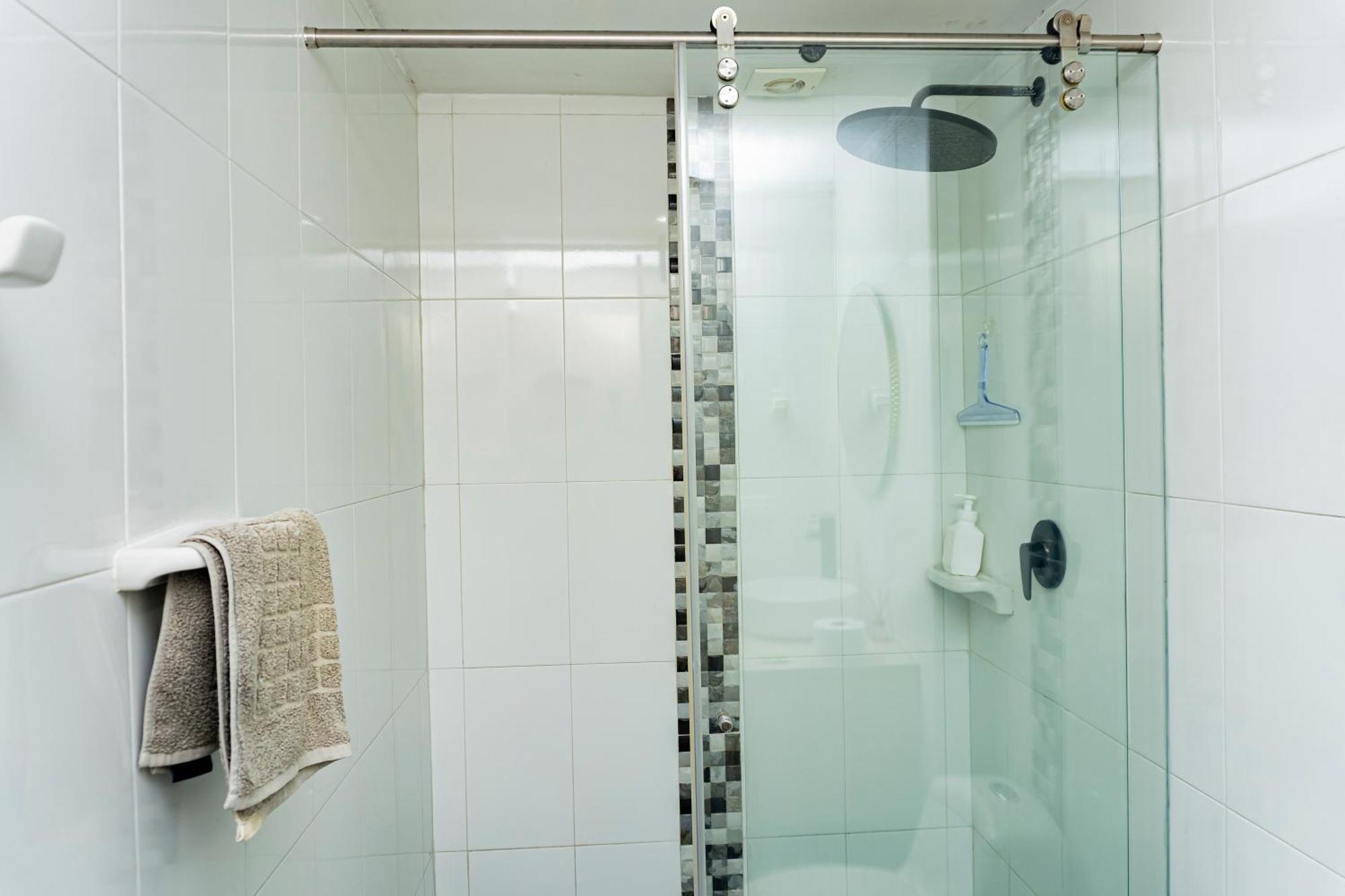 Apartamento Frente Al Mar, Vista Al Centro De Cartagena